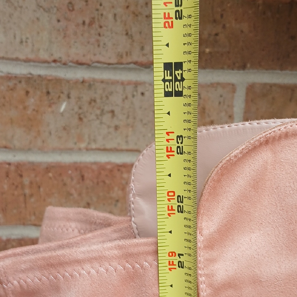 BNWOT Journee Collection Pink Heeled Boots Suede Still In Box - Picture 7 of 10